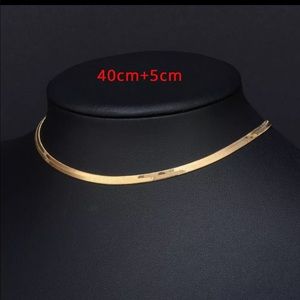 Gold choker